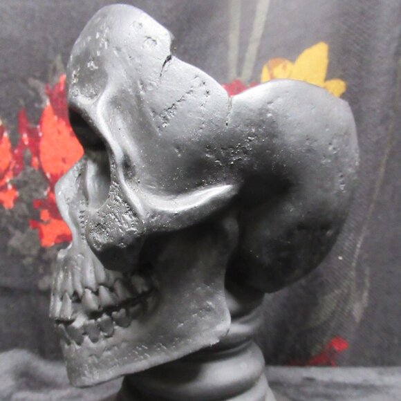 Black Matte Skull Candle Holder for Pillar or Taper Candle - Picture 2 of 5